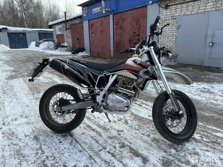 Avantis fx250 lux