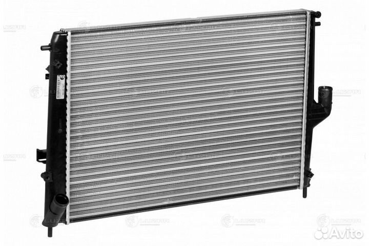 Радиатор охлаждения двигателя Лада Largus (12) /Re
