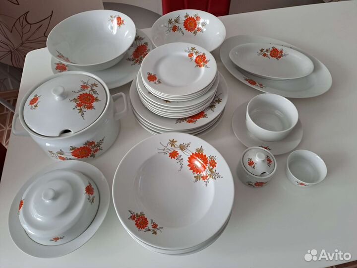 Набор столовой посуды Чехословакия на 6 персон