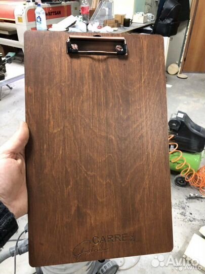 Деревянный планшет под меню