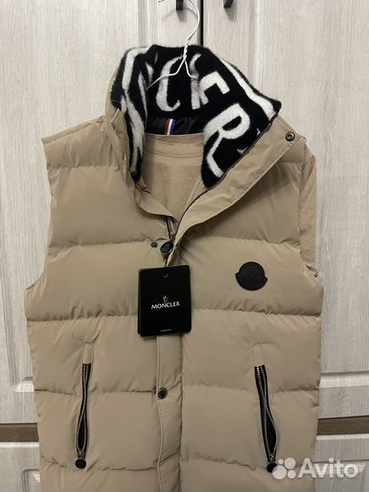 Жилетка moncler