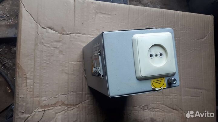 Понижающий трансформатор 220 12