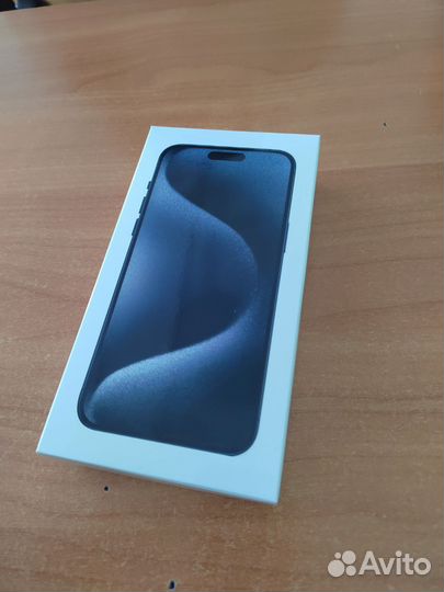 Коробка iPhone 15 pro