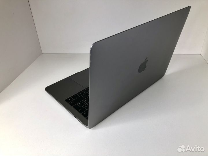 MacBook Pro 13 16/512 Touch Bar