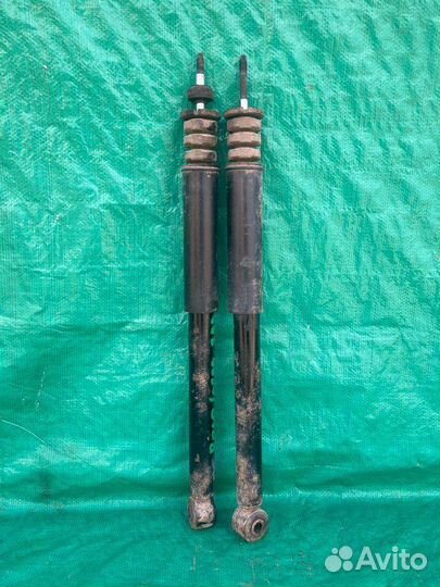 Амортизаторы задние Рено Логан 1