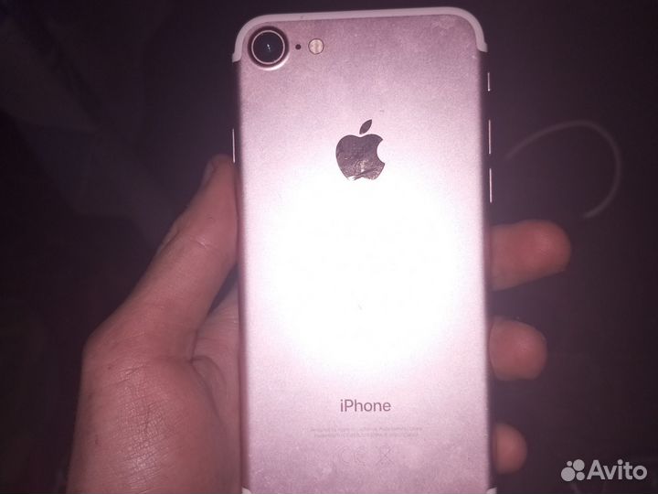 iPhone 7, 32 ГБ