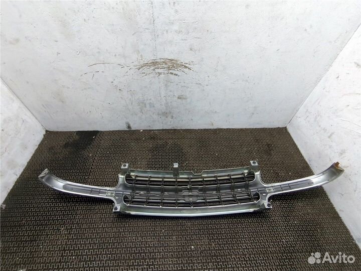 Решетка радиатора Chevrolet Tahoe, 2001