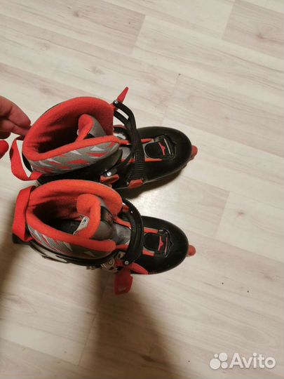 Роликовые коньки детские, шлем и защита