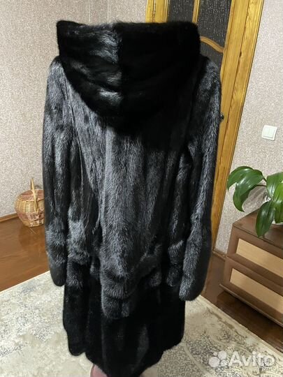 Шуба норковая с капюшоном 44 р