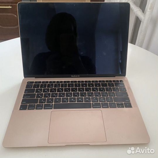 MacBook Air (с дисплеем Retina, 13 дюймов)