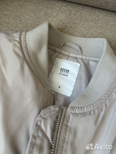 Куртка бомбер