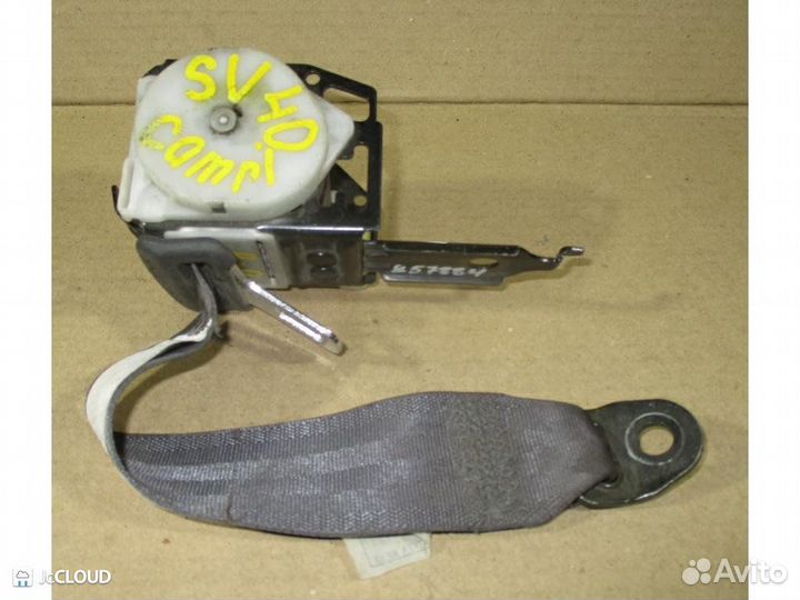 Ремень безопасности на toyota camry SV40 4S-FE