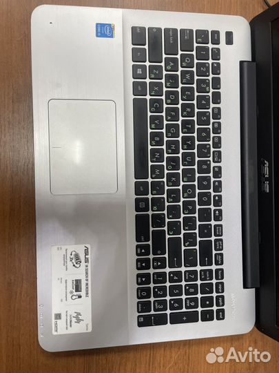 Ноутбук asus