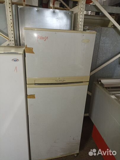 Холодильник Daewoo FR-3501