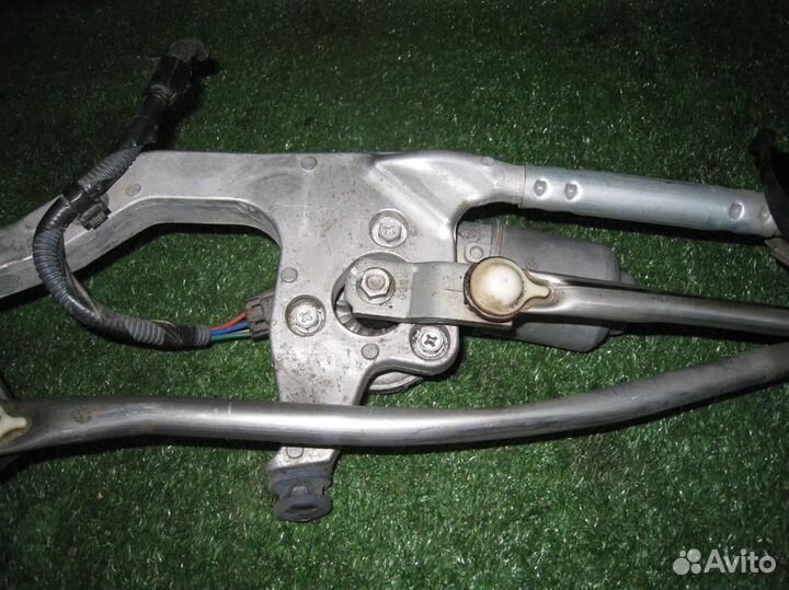 Трапеция стеклоочистителей Toyota Auris E18 2015