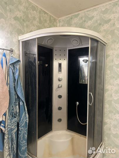 Душевая кабина