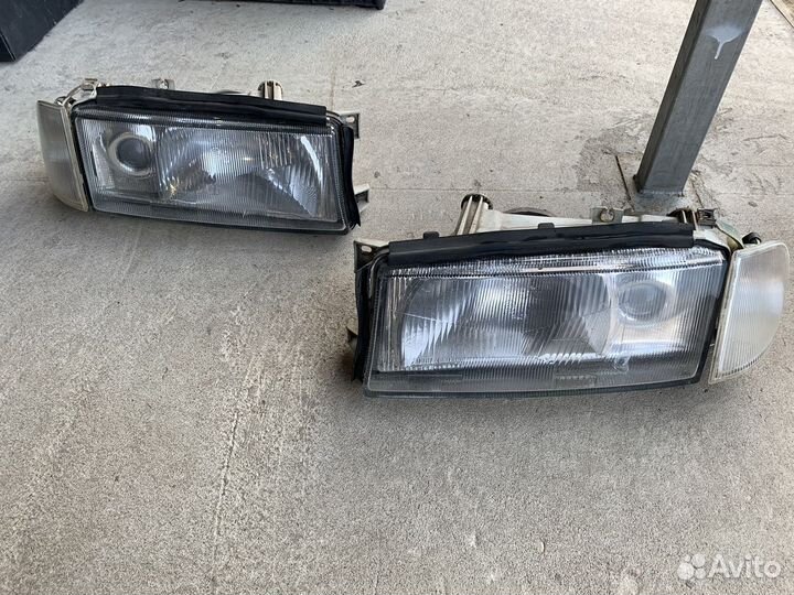 Фара левая правая Skoda Octavia a4