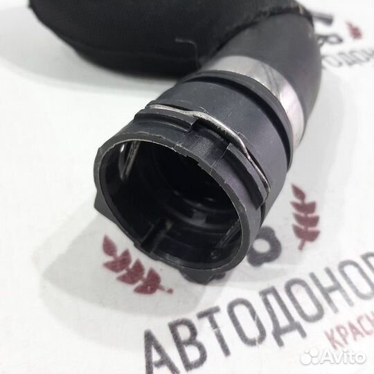 Патрубок охлаждения верхний левый Audi Q5 8R cmga