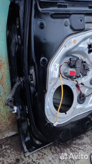 Дверь задняя правая Kia Sorento xm 2012