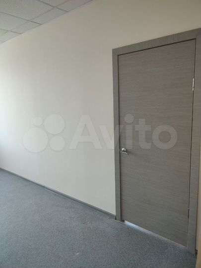 Офисное помещение В аренду, 14,9 кв м
