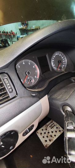 Салонный пластик Volkswagen Jetta 6