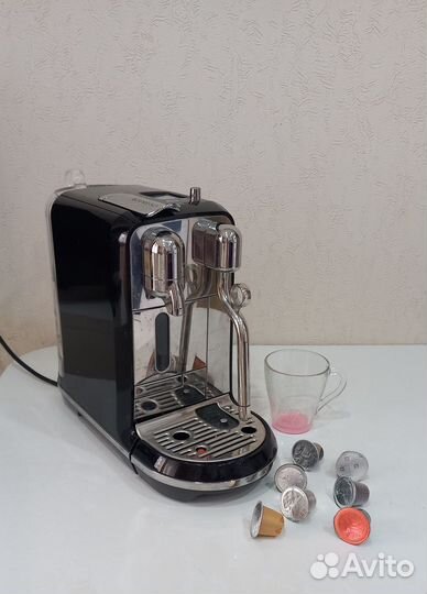 Капсульная кофемашина Bork C730BK