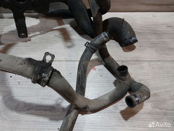 Патрубок водяной Peugeot 308 1.6 EP6