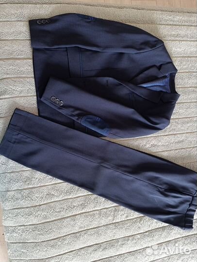 Костюм классический на мальчика 110