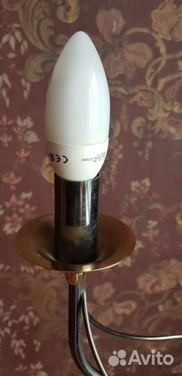 Светильник настольный