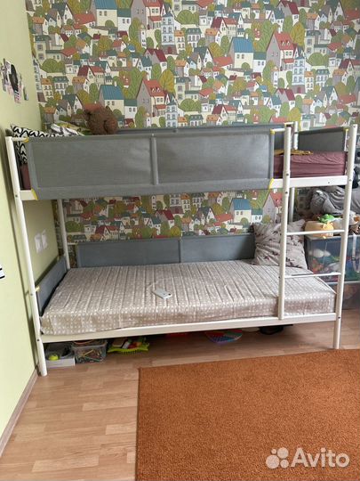 Кровать двухьярусная IKEA
