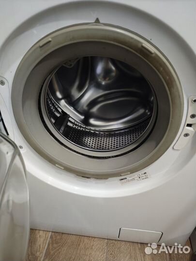 Стиральная машина zanussi