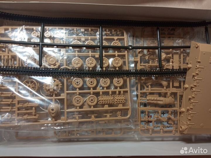 Сборная модель сау Stug III и Ягдпантер