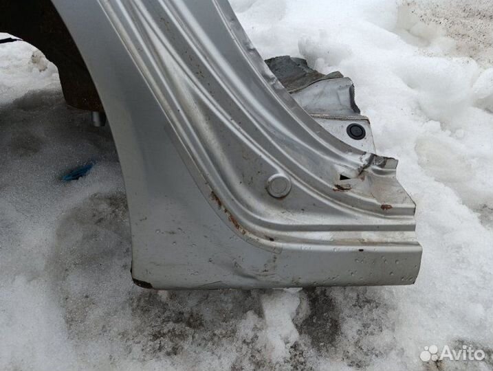 Крыло заднее правое Honda Accord