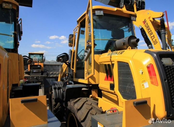 Фронтальный погрузчик Worker ZL30, 2023
