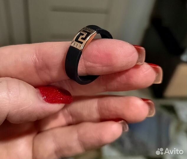 Каучуковое кольцо с золотом 585