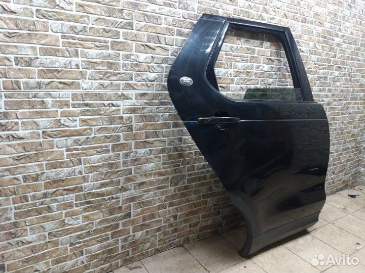 Дверь задняя правая Land Rover Discovery V