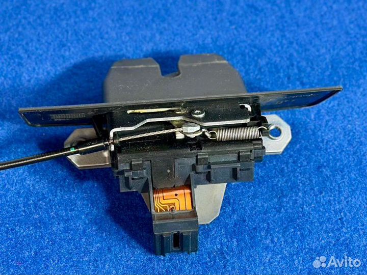 Замок крышки багажника Keyless Volvo Xc60 2011