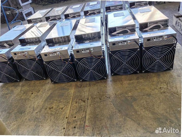 Whatsminer M50 114
