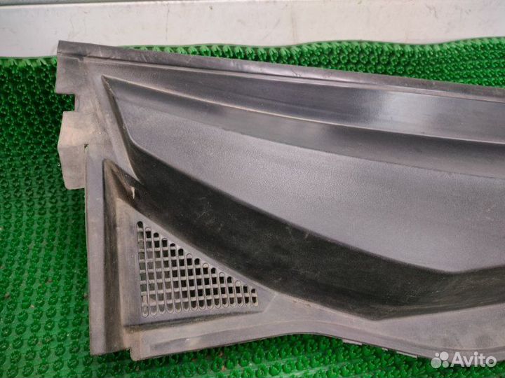 Жабо под лобовое стекло Opel Astra H Z13DTH 2008