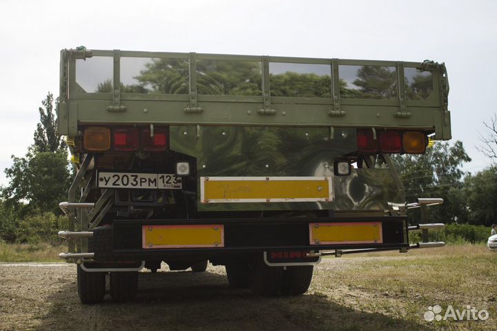 Hino 700 (Profia) с КМУ, 1987