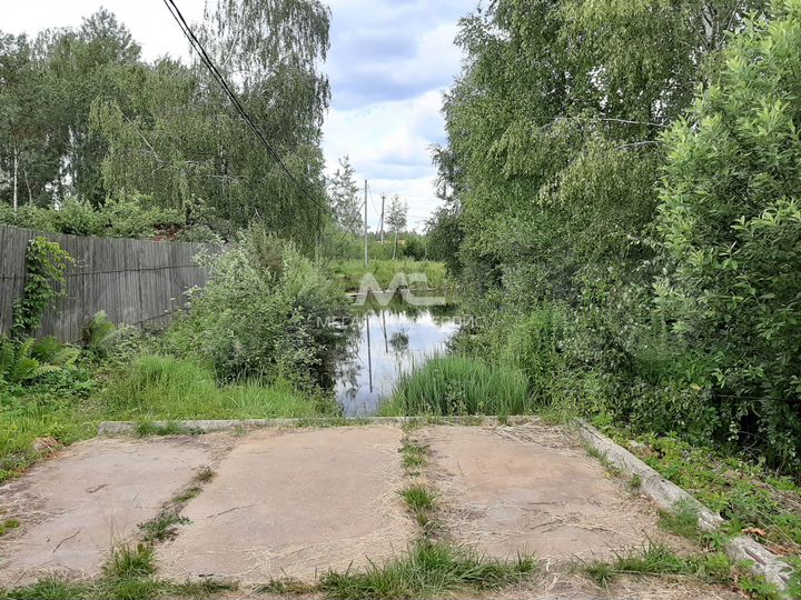 Дача 25 м² на участке 6 сот.