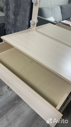 Гримерное зеркало