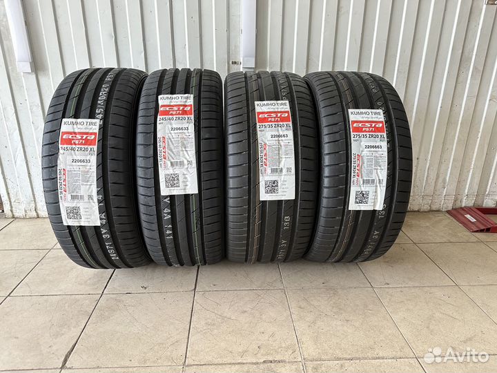 Kumho Ecsta PS71 245/40 R20 и 275/35 R20