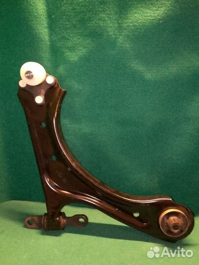 54501-L1100 Рычаг передний правый Kia K5,Sonata 8