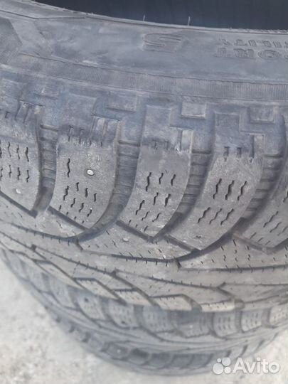Nokian Tyres Hakkapeliitta 5 SUV 225/65 R18 107ZR