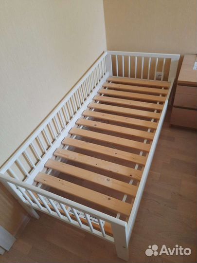 Детская кровать IKEA для детей от 3 лет с матрасом