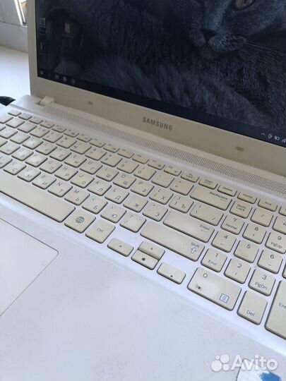 Ноутбук Samsung np450r5e