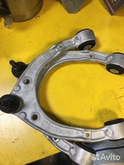 Верхние рычаги touareg NF 2011-2017