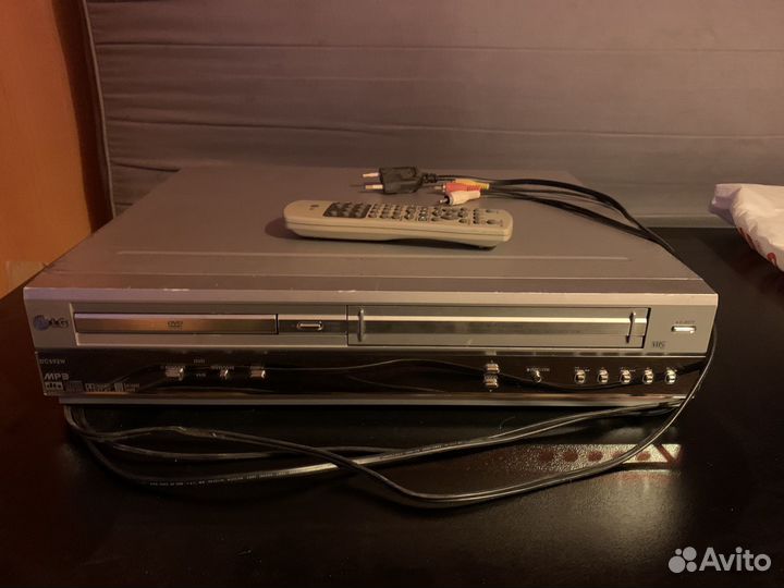 Видео +CD +DVD проигрыватель