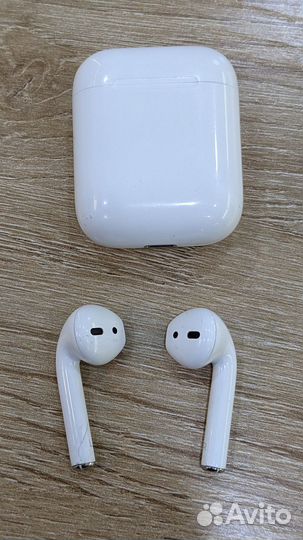 AirPods 1 поколения оригинал